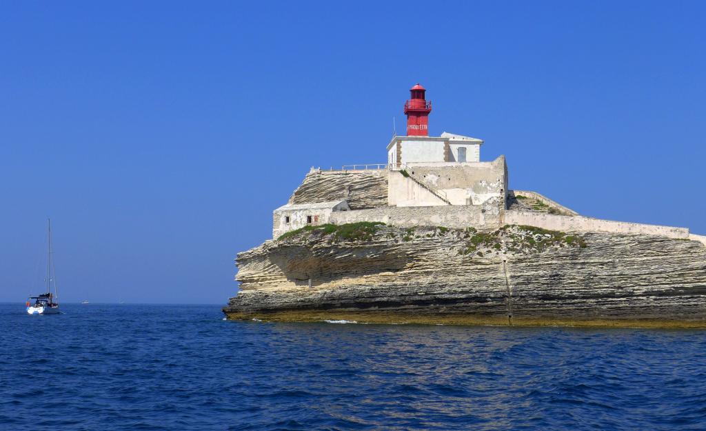 11_bonifacio_06.jpg