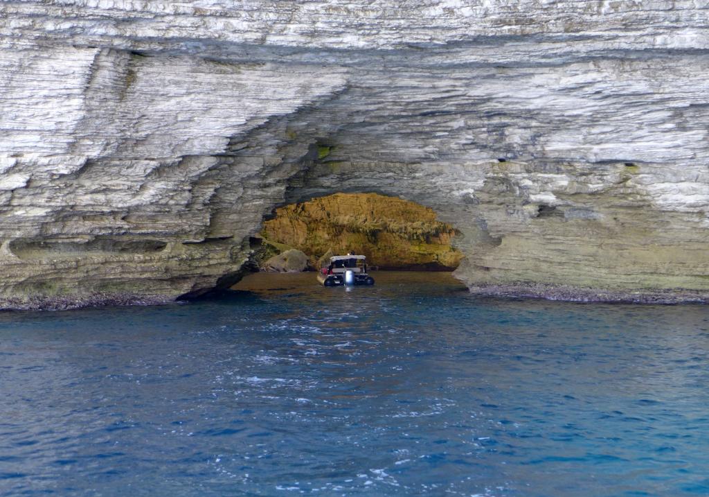 11_bonifacio_07.jpg
