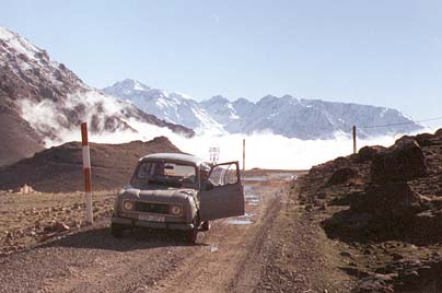 renault.jpg (25512 bytes)
